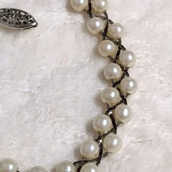 Vintage 90's Weaved Double Strand Faux Pearl Rhodium Plated Bracelet - Picture 2 of 10